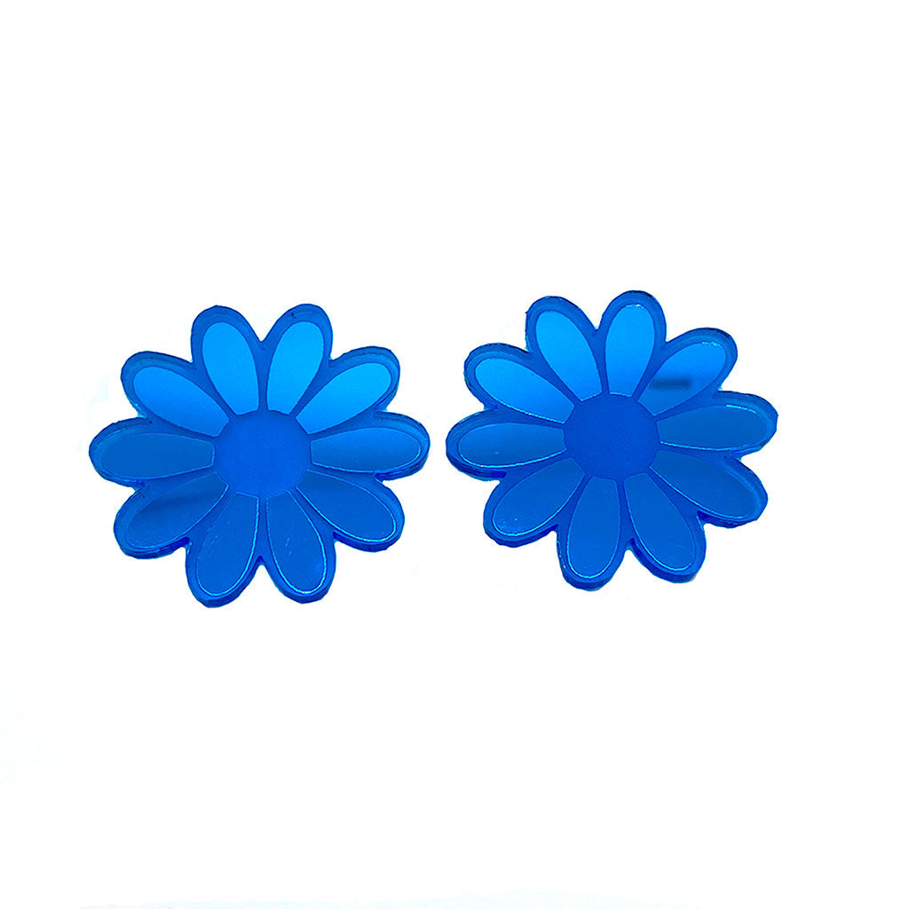 Pendientes con forma de flor en color azul.